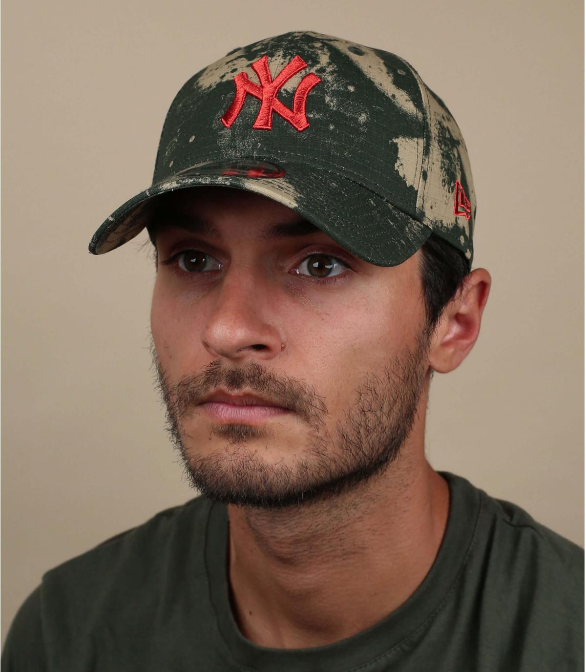 camo red NY cap Blurr Camo NY 940